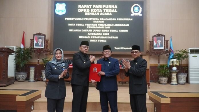 Rapat paripurna DPRD Kota Tegal (Foto:ist)