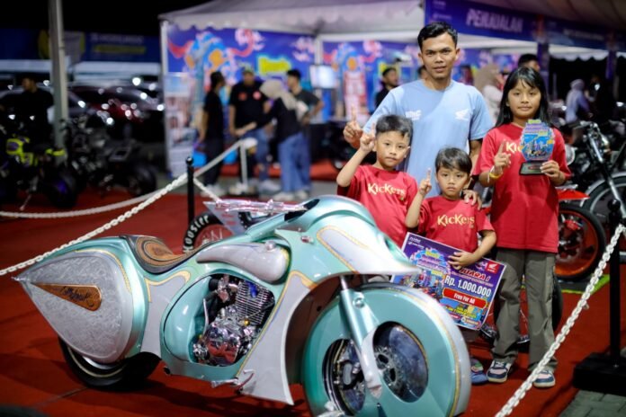 HMC Solo Series di Nasional untuk Kelas FFA (Free For All) yaitu Wory Modify dengan jenis motor Tiger tahun pembuatan 1999. (Foto : Dok Honda)