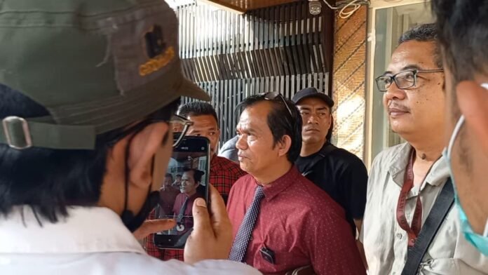 Tim Hukum Aliansi Masyarakat Pati Bersatu (AMPB). (Foto : Kamal)