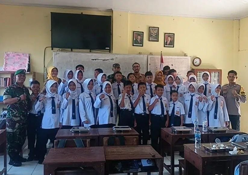 SBG Sarapan Bergizi Gratis (SBG) di sekolah. (Foto : Sam)