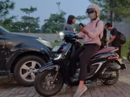 Honda Stylo 160 kesayangannya. (Foto : Alif)