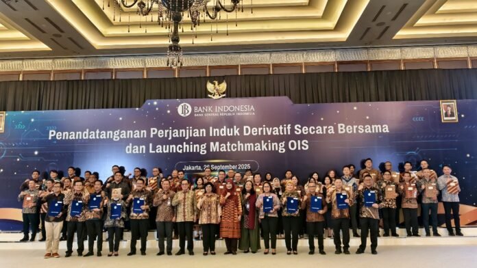 Penandatanganan Perjanjian Induk Derivatif Antarbank dan Launching Matchmaking OIS yang digelar Bank Indonesia di Grand Ballroom Hotel Kempinski, Jakarta, Jumat (26/9/2025). (Foto : Dok Bank Jateng)