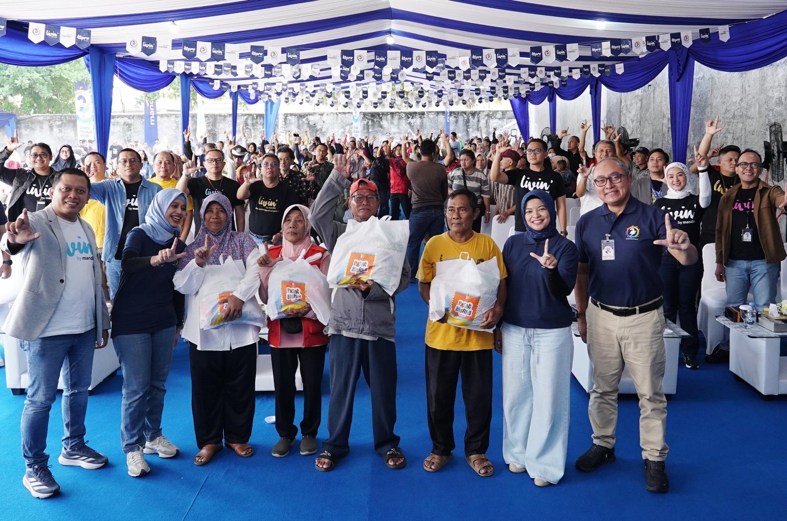 Bank Mandiri Program Pasar Murah Mandiri yang diikuti ribuan masyarakat serta pelaku UMKM lokal. (Foto : Dok Bank Mandiri)