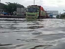 Banjir di Kaligawe Semarang. (Foto : Dok Warga)