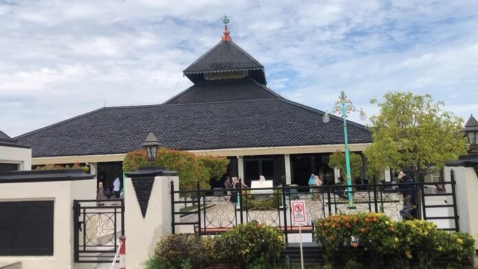 Masjid Agung Demak. (Foto : Sam)