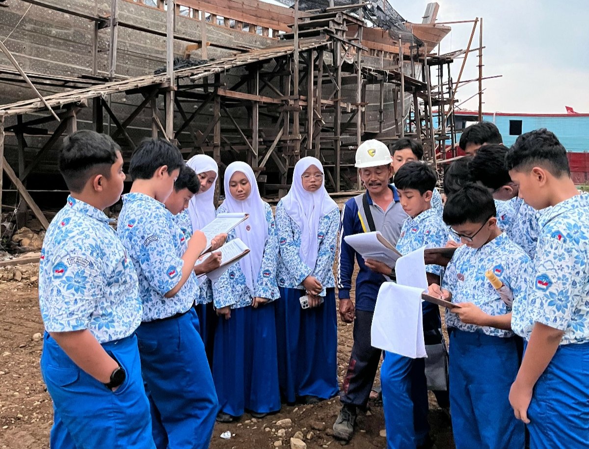 Nasima Pengenalan dan Eksplorasi Lingkungan Jelajah Nusantara (PEL-JN) dan Eksplorasi. (Foto : Dok Nasima)