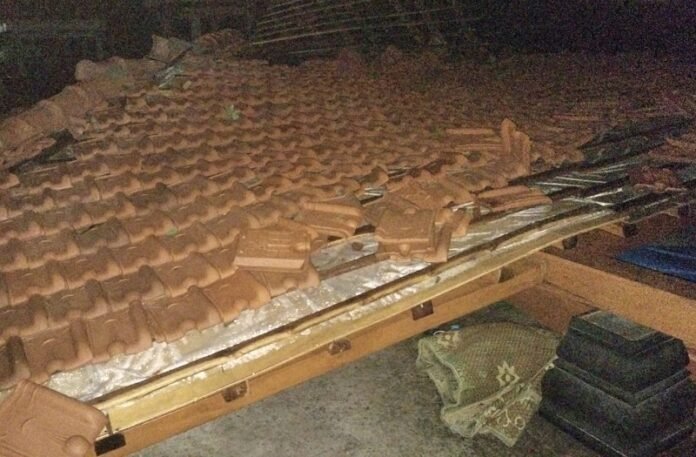 Joglo Ambruk Karanganyar