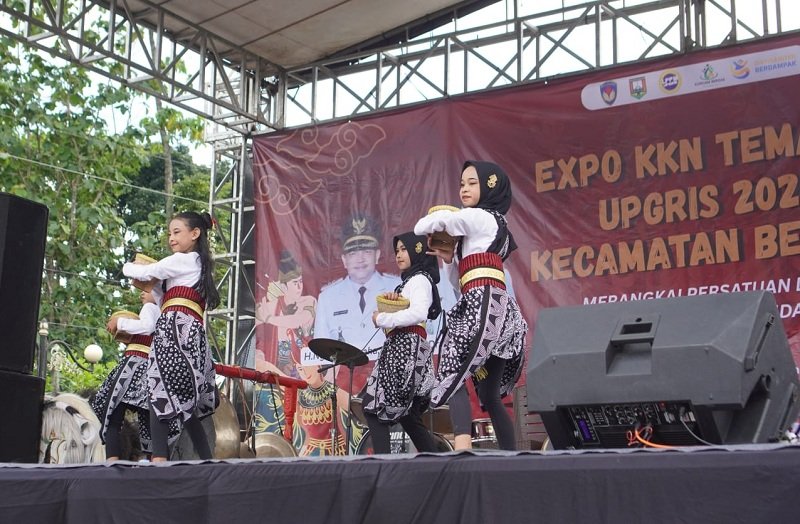 KKN UPGRIS Expo KKN-T UPGRIS 2025