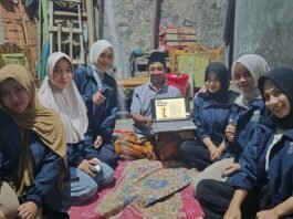 KKN UPGRIS Pelatihan Desain Canva