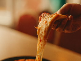Pizza Italian dan Pizza Geprek