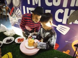 Halloween In The Sky – A Spooky Dinner Affair. (Foto : Dok Aston Inn)