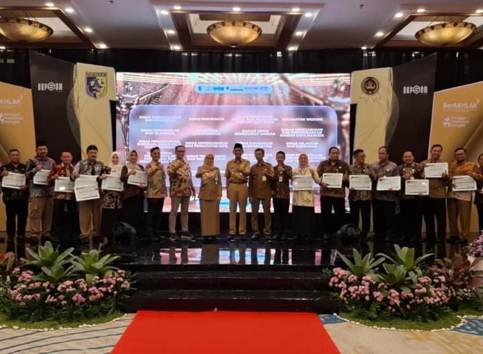ASN Award 2025 yang digelar BKPSDM Kabupaten Demak di Hotel Patra Jasa, Senin (3/11/2025). (Foto : Sam)
