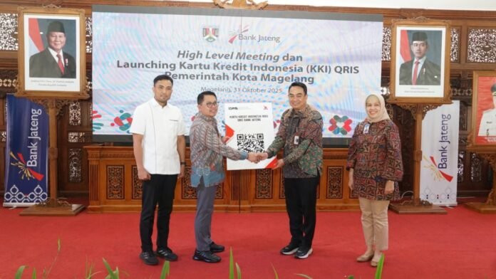 Perluasan Digitalisasi Daerah (P2DD) serta Launching Penerapan Penggunaan Kartu Kredit Indonesia (KKI) Pemerintah Kota Magelang pada Jumat (31/10/2025). (Foto : Dok Bank Jateng)