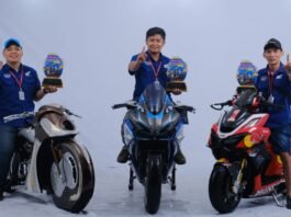 Honda Modif Contest (HMC) 2025 berfoto bersama hasil karya modifikasinya. (Foto : Dok Honda)
