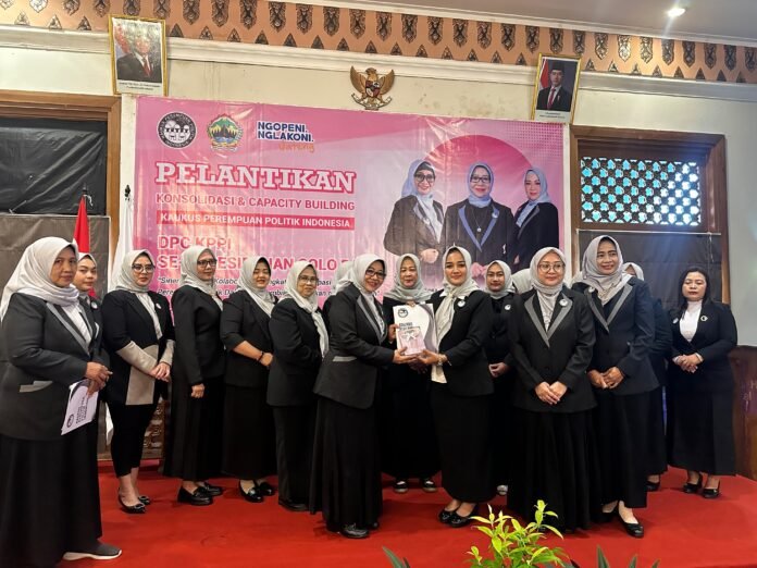 Ketua KPPI Jawa Tengah, Prof Nur Saadah usai pelantikan pengurus DPC KPPI Karanganyar. (Foto : Istimewa)