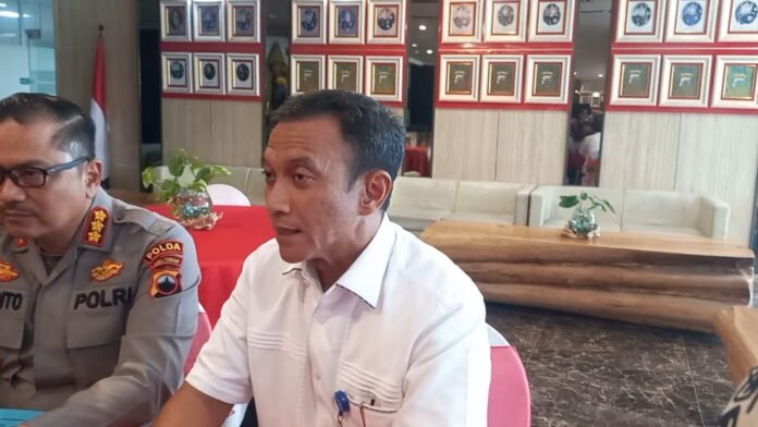 Kombes Pol Dwi Subagio bersama Kabid Humas Polda Jateng, Kombes Pol Artanto. (Foto:Kamal)
