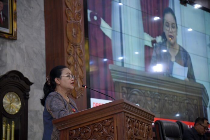 Agustina saat memberikan paparan belum lama ini. (Foto : Dok Pemkot Semarang)