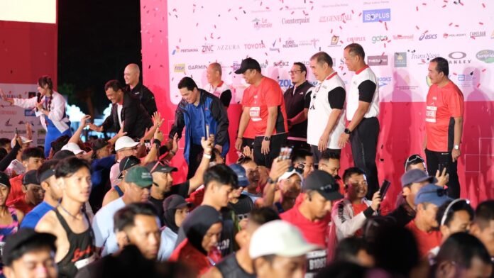 Bank Jateng Borobudur Marathon edisi kesembilan yang dilepas secara resmi oleh Menteri Pemuda dan Olahraga (Menpora) RI, Erick Thohir di kawasan Taman Lumbini, Candi Borobudur, Magelang pada Minggu (16/11/2025). (Foto : Dok Bank Jateng)