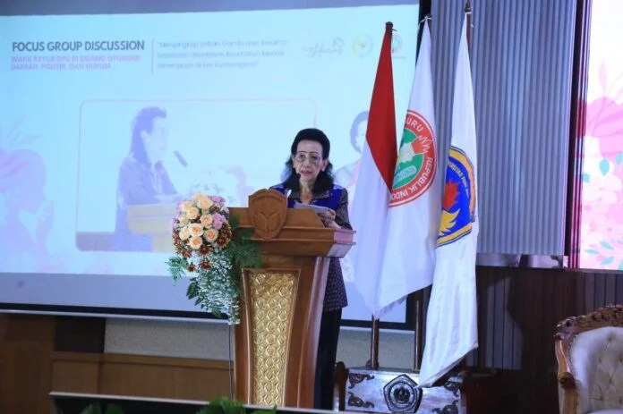 FGD bertema “Menyingkap Beban Ganda dan Trauma: Eksplorasi Mendalam Kesehatan Mental Perempuan di Era Kontemporer” di Universitas PGRI Semarang, Minggu (7/12/2025). (Foto : Dok DPD RI)