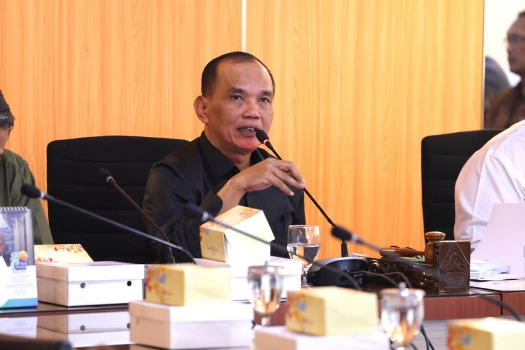 Ketua DPRD Jateng Sumanto saat melakukan paparan belum lama ini. (Foto : Dok DPRD Jateng)