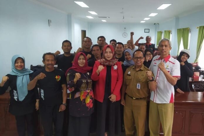 KORMI Kabupaten Demak menggelar Bimbingan Teknis Induk Organisasi Olahraga (INORGA) Tahun 2025 di Ruang Rapat Wakil Bupati Demak, Selasa (16/12/2025). (Foto:Sam)