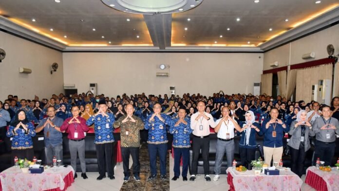 Bekerja sama dengan Pemerintah Kabupaten Pemalang dan para pengembang, Bank Jateng menggelar sosialisasi percepatan penyediaan rumah layak huni pada Senin, (01/12/2025), bertempat di Ruang Rapat The Winner Premier Hotel Pemalang. (Foto : Dok Bank Jateng)