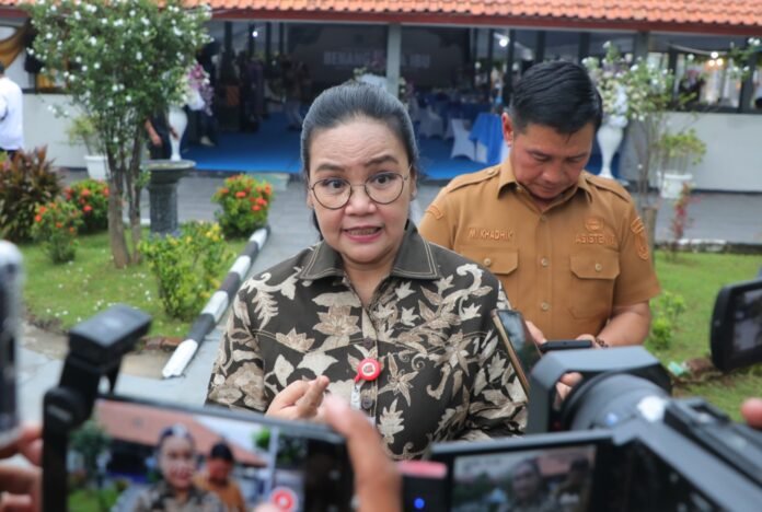Wali Kota Semarang Agustina usai meninjau posko Nataru di Simpang Lima, Selasa (23/12/2025). (Foto : Dok Pemkot Semarang)