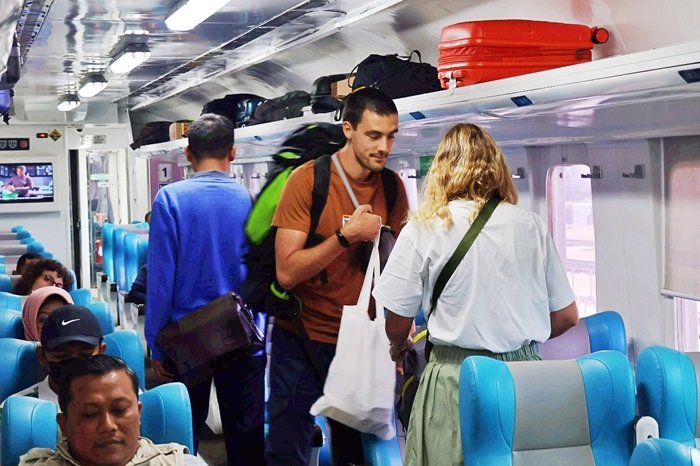 WhatsApp Image 2025-12-13 at 10.37.00