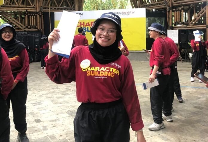 Rossa Livia Monika beasiswa Djarum 2025