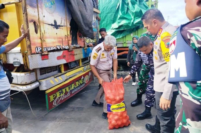 Karantina JATENG gagalkan bawang bombai