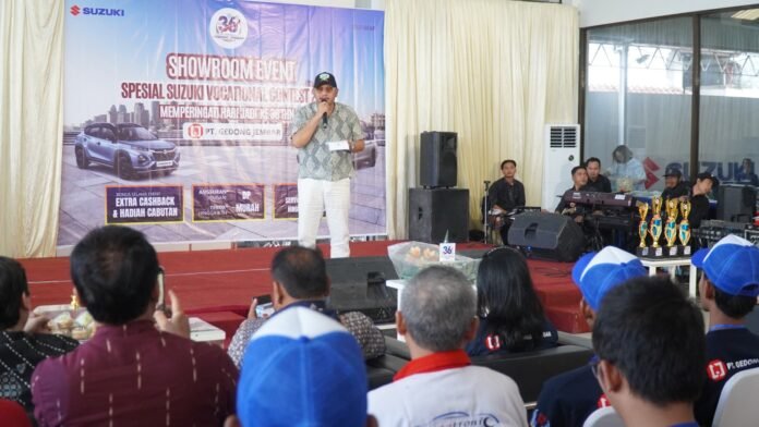 Wali Kota Tegal Dedy Yon Supriyono saat menyampaikan sambutannya. (Foto : Dokumen)