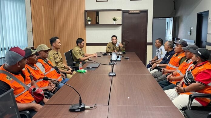 Dinas Perhubungan Kabupaten Purworejo bersama Bank Jateng menggelar pertemuan dan sosialisasi peluncuran sistem pembayaran parkir non-tunai berbasis QRIS sebagai langkah awal digitalisasi layanan parkir di Purworejo. (Foto : Dok Bank Jateng)