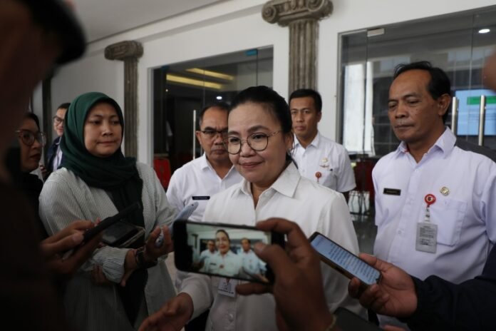 Wali Kota Semarang Agustina