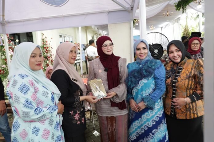 Ketua Dekranasda Jateng Nawal Arafah Yasin