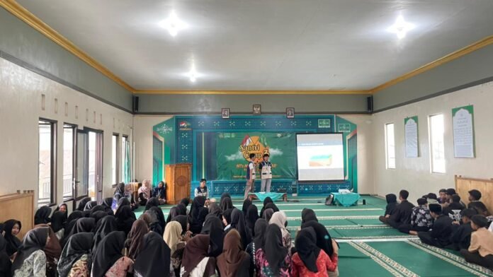 KKN UIN WS gelar sosiasliasi gempa