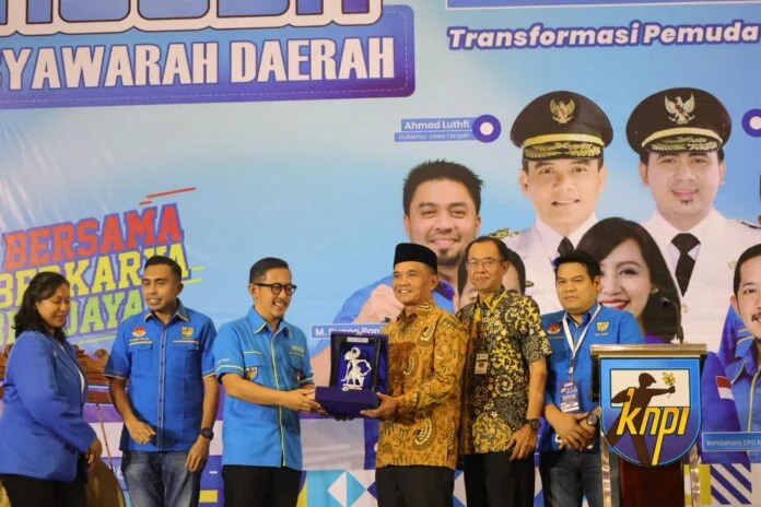 Ketua DPRD Jateng Sumanto membuka Musyawarah Daerah (Musda) ke 16 DPD KNPI Jawa Tengah di Hotel MG Setos, Kota Semarang, belum lama ini. (Foto : Dok DPRD Jateng)