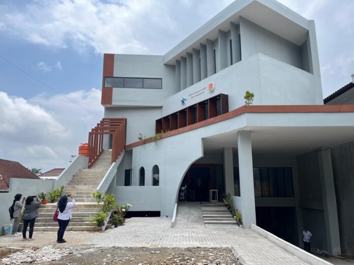 Pemkot Semarang melalui Dinas Arsip dan Perpustakaan (Arpus) membangun gedung perpustakaan baru yang berlokasi di Srondol, Kecamatan Banyumanik. (Foto : Dok Pemkot Semarang)