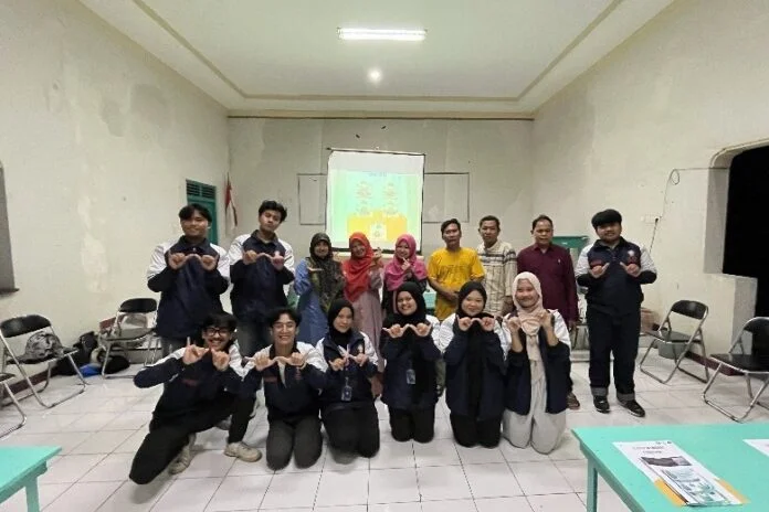 KKN UNDIP bantu Konveksi Google Maps