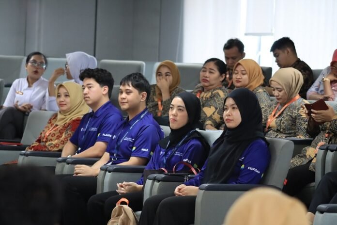 4 mahasiswa keperawatan dari Brunai