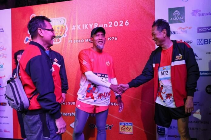 Sekda Jateng Sumarno ketika akan melepas Kiky Run 2026