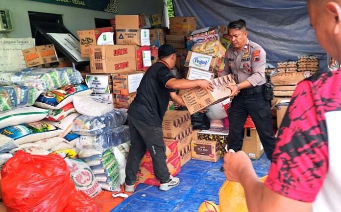 Bantuan dari Budi Gunawan ketika disalurkan