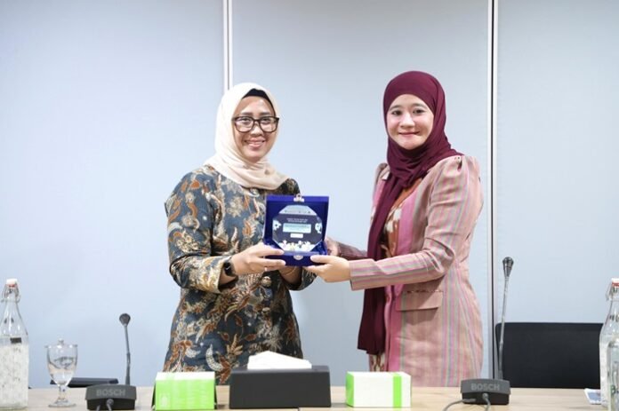 Bunda PAUD Jateng Nawal Arafah Yasin dan Direktur PAUD Kemendikdasmen RI, Nia Nurhasanah