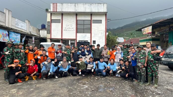 KKN UIN WS bersama Koramil Kejajar, Polsek, BPBD