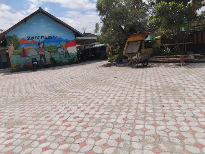 Salah satu SD di Kebakramat penerima Banpres perbaikan sarana prasaran sekolah.(Foto : Ist)