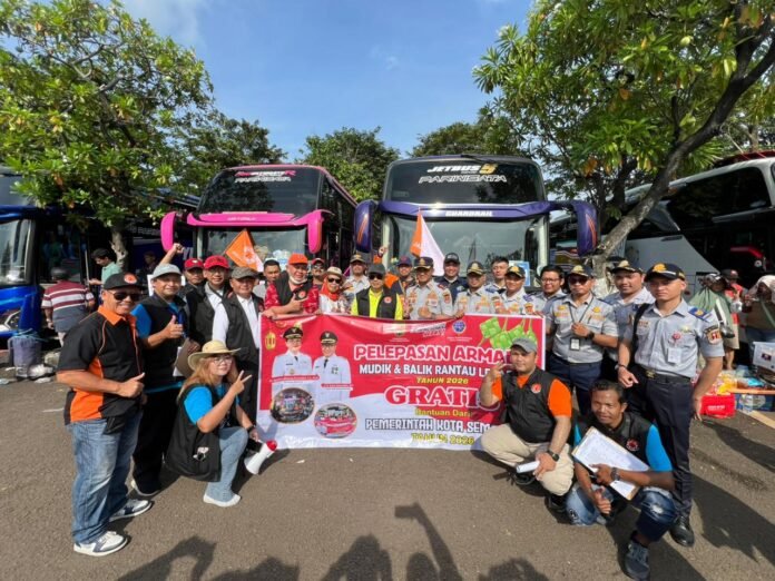 Sebanyak 350 pemudik asal Kota Semarang diberangkatkan dari Taman Mini Indonesia Indah (TMII), Jakarta, Senin (16/3/2026), menuju Terminal Mangkang, Kota Semarang. (Foto : Dok Pemkot Semarang)