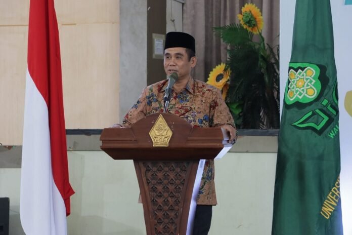Rektor UIN Walisongp Prof Musahadi