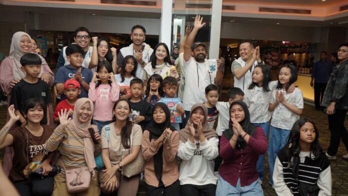 Roadshow keliling pulau Jawa film Pelangi di Mars, di Kota Semarang, Minggu (22/03/2026). (Foto : Dokumen)