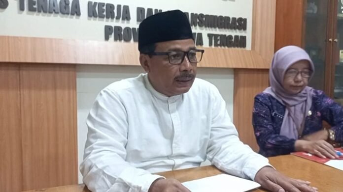 Kepala Disnakertrans Jateng, Ahmad Aziz