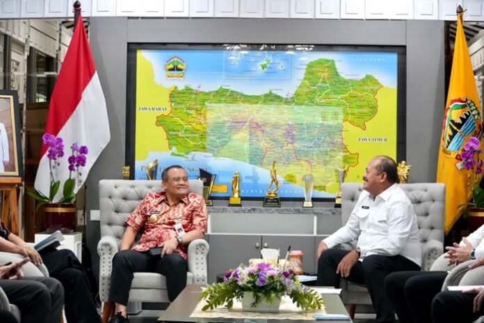 Gubernur Jateng Ahmad Luthfi dan Ketua KONI Jateng Sujarwanto Sujarwanto Dwiatmoko ketika audiensi