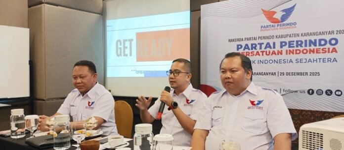 Fermy Ferdianto (tengah) dalam salah satu acara beberapa waktu lalu.